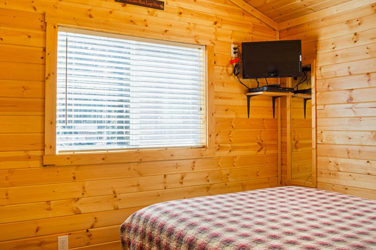 Bend-Sunriver Camping Resort Cottage 1 Exteriör bild